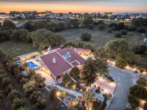 Artzy Villa